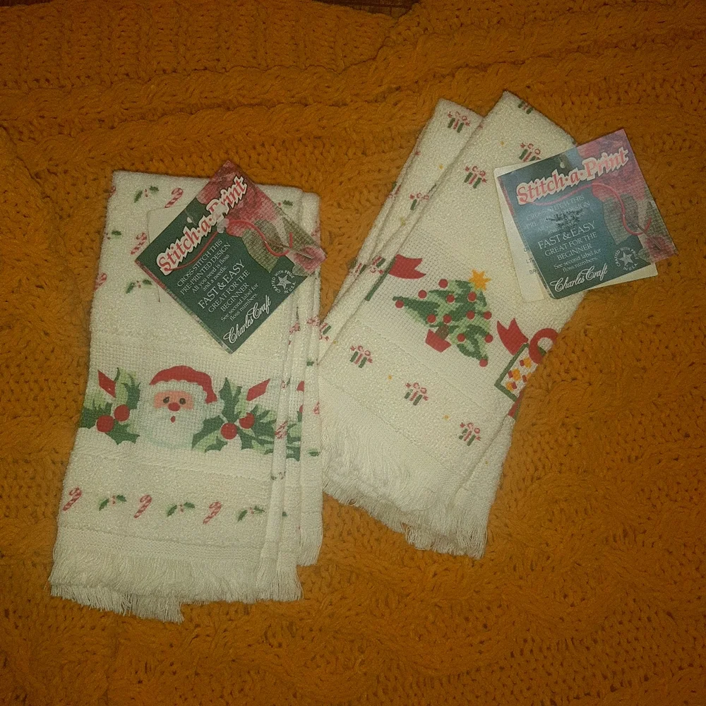 Stitch•a•Print STAMPED Hand TEA TOWELS CROSS STITCH KIT CHRISTMAS - SET OF 2 ☆